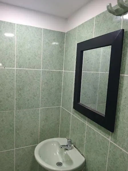 Hotel Aqua Lux Медельин