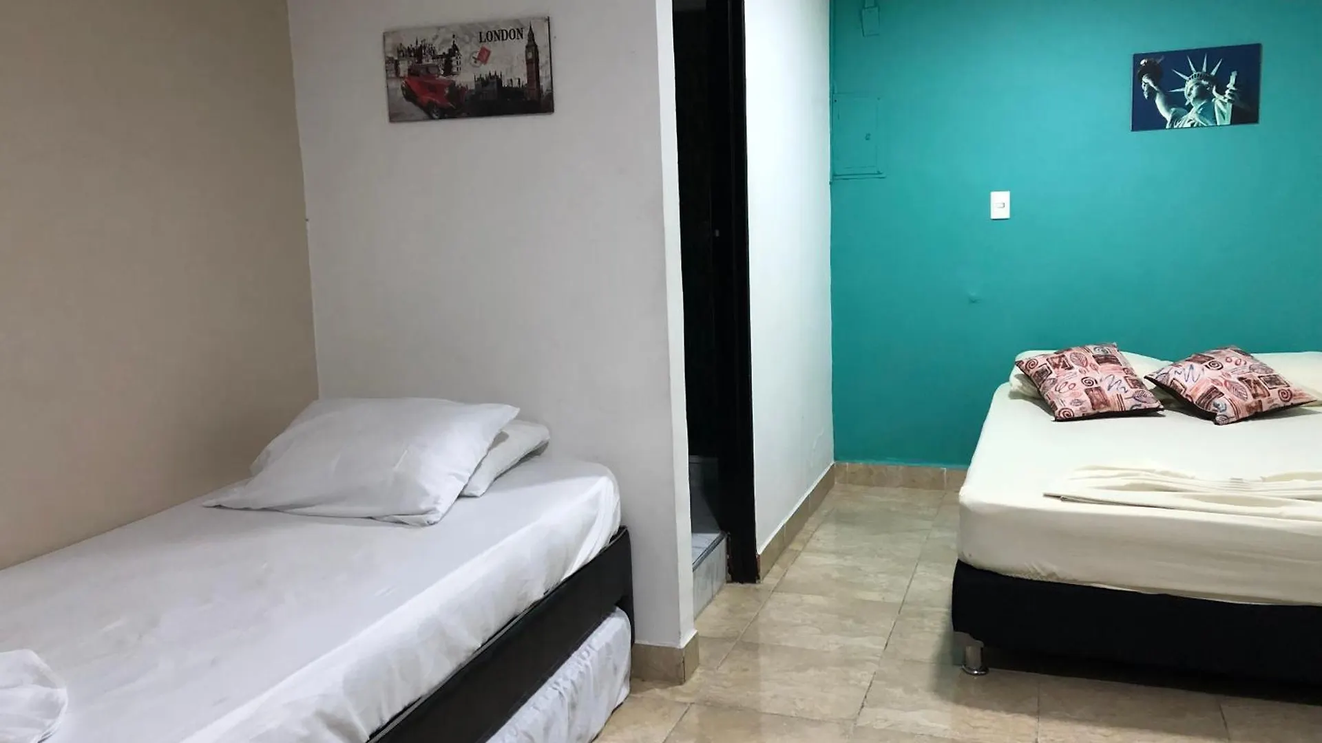 Hotel Aqua Lux Medellín