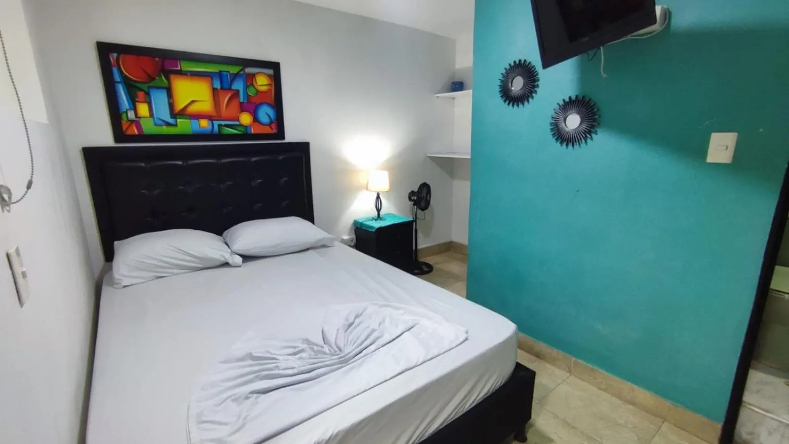 Hotel Aqua Lux Medellín