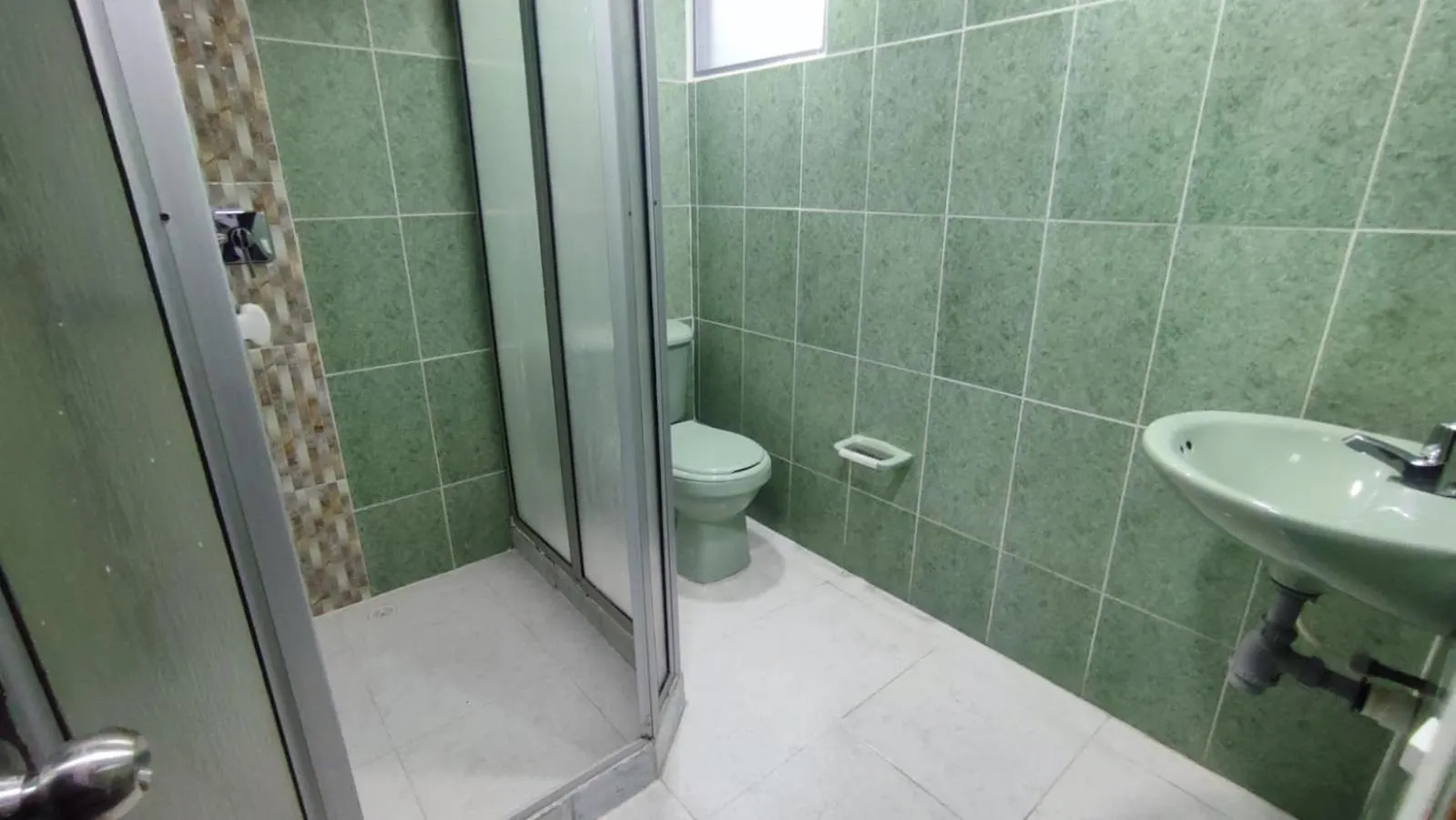 **  Hotel Aqua Lux Medellín Colombia
