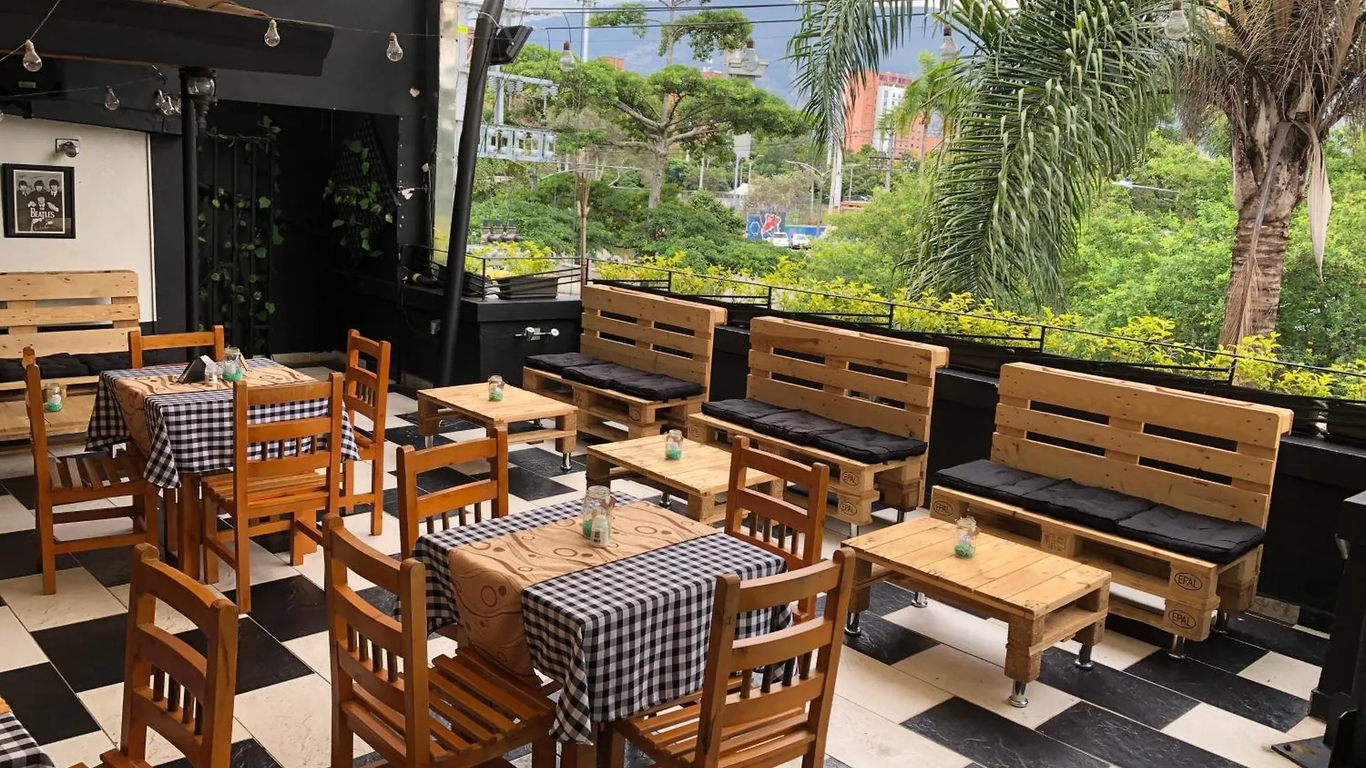 Hotel Aqua Lux Medellín Colombia