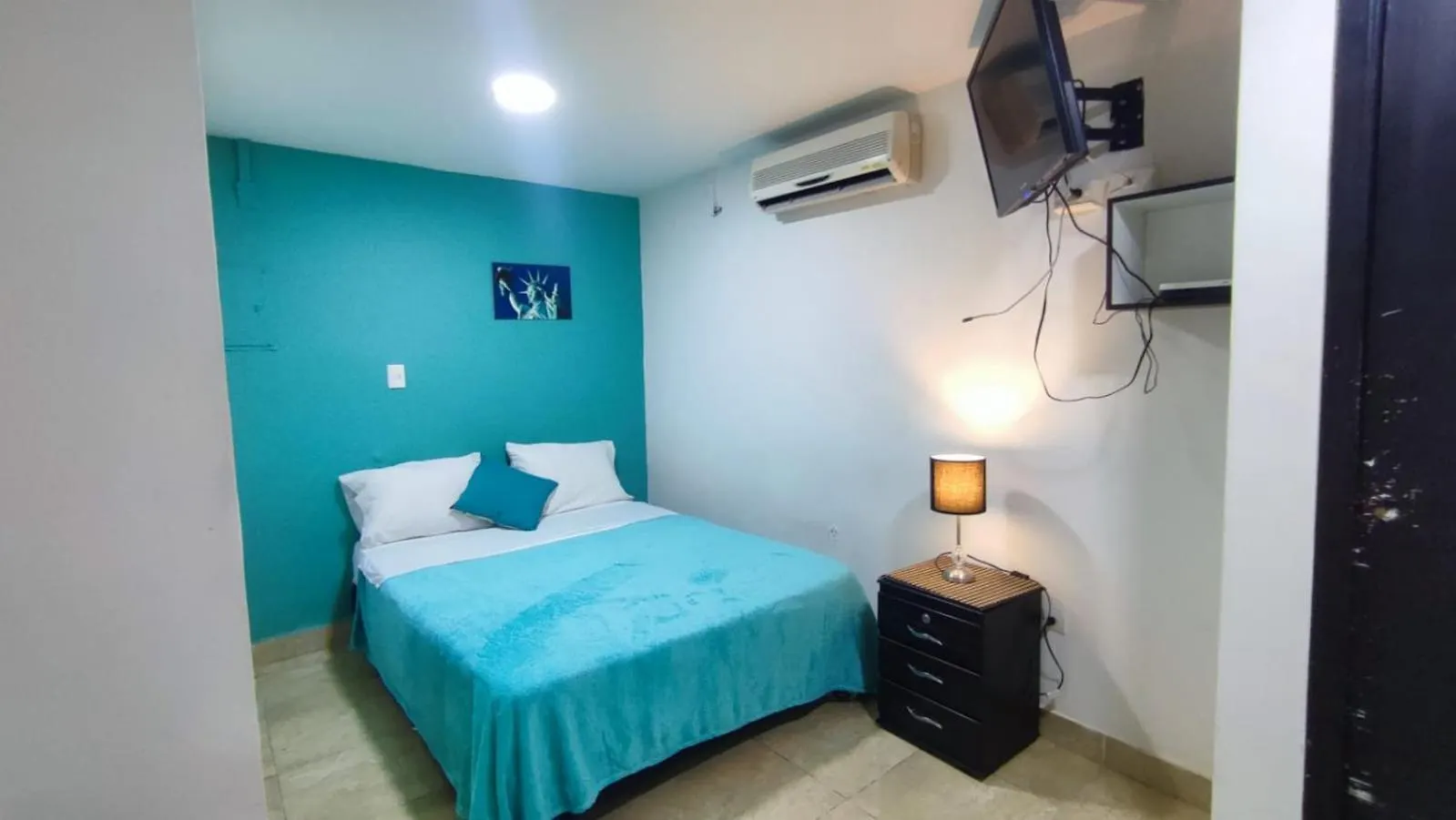 Hotel Aqua Lux Medellín