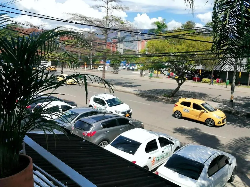 Hotel Aqua Lux Medellín Colombia